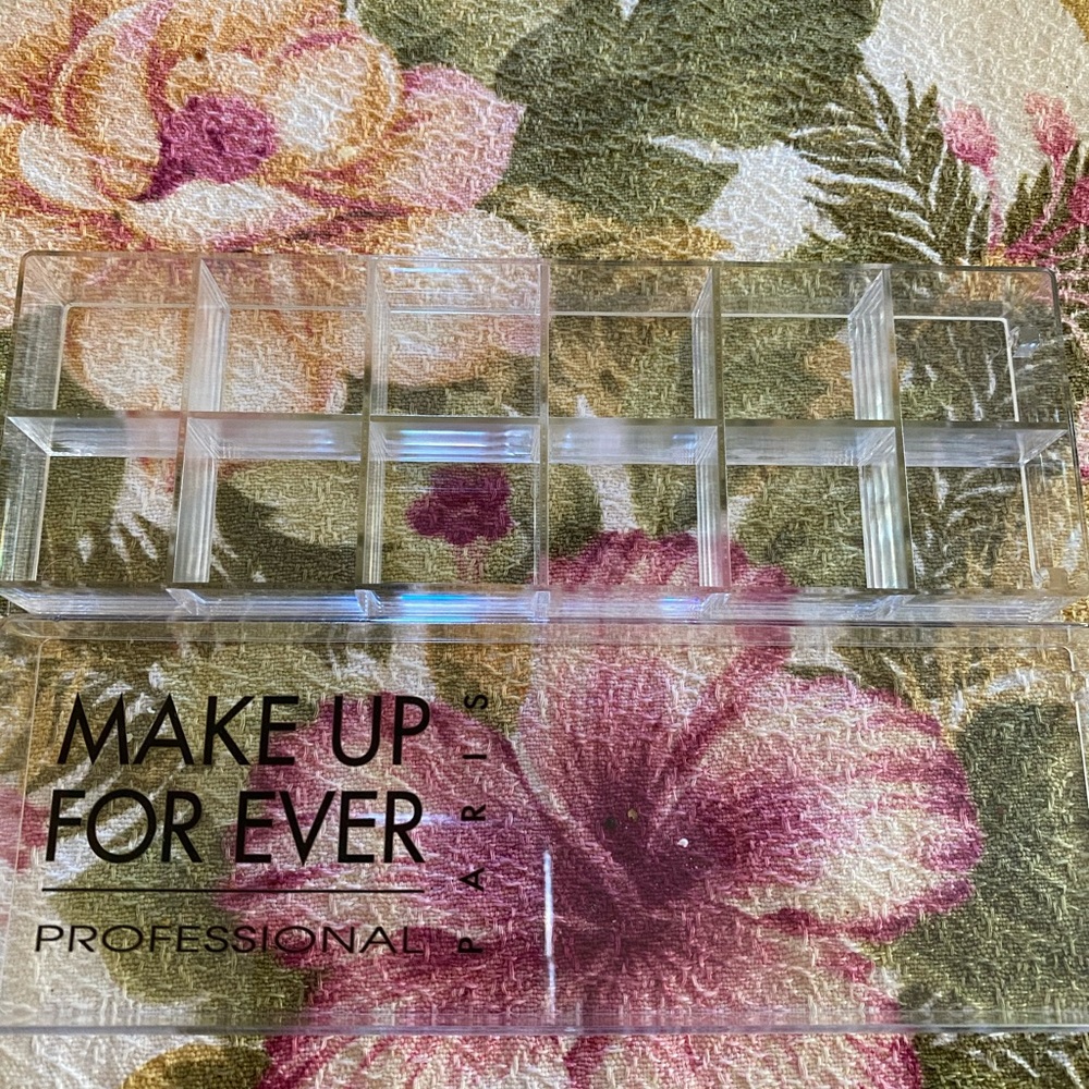 Makeup Forever plastic depotting palette. - Picture 2 of 3